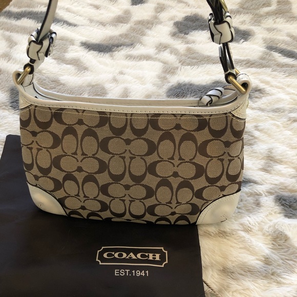 Coach handbag - Picture 2 of 4